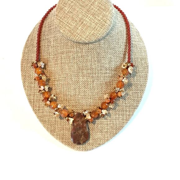 Vintage Carnelian Bead Necklace with Teardrop Agate Pendant Hook Close Ethnic - Picture 3 of 8